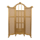 Paravent en bois doré décoré dans le style Louis XVI, orné de têtes de bélier.