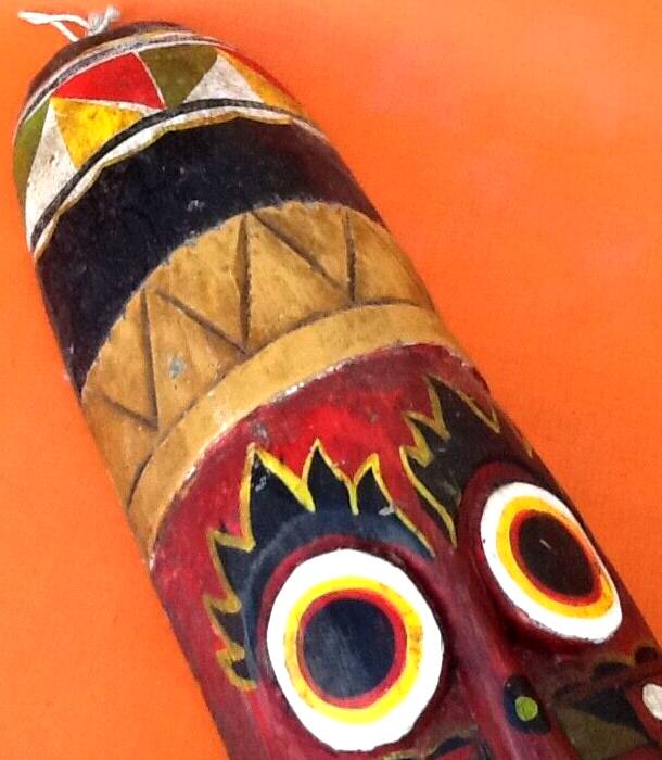 African / Tribal hanging mask (large model) Carved and colored wood