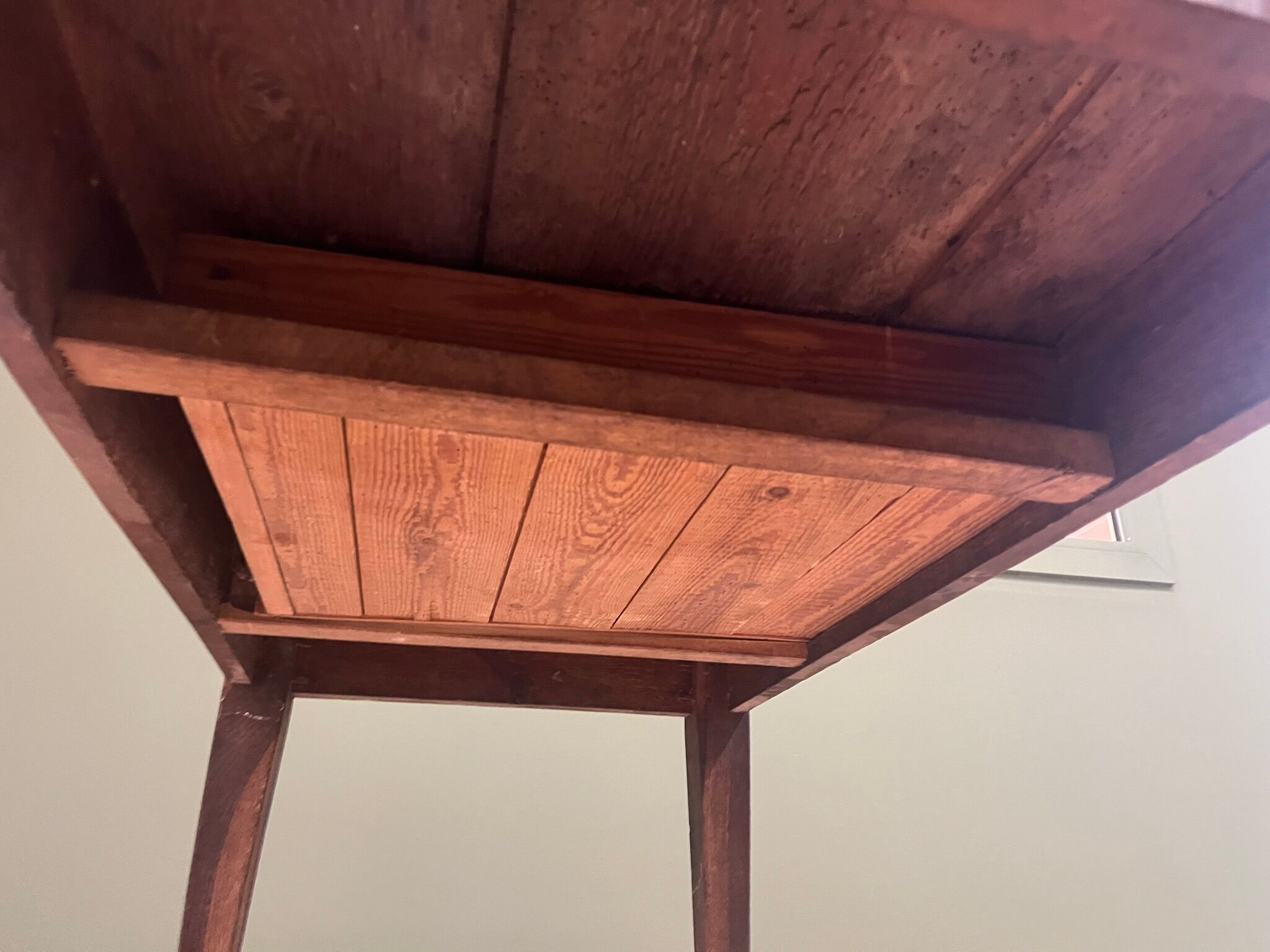 Farm table