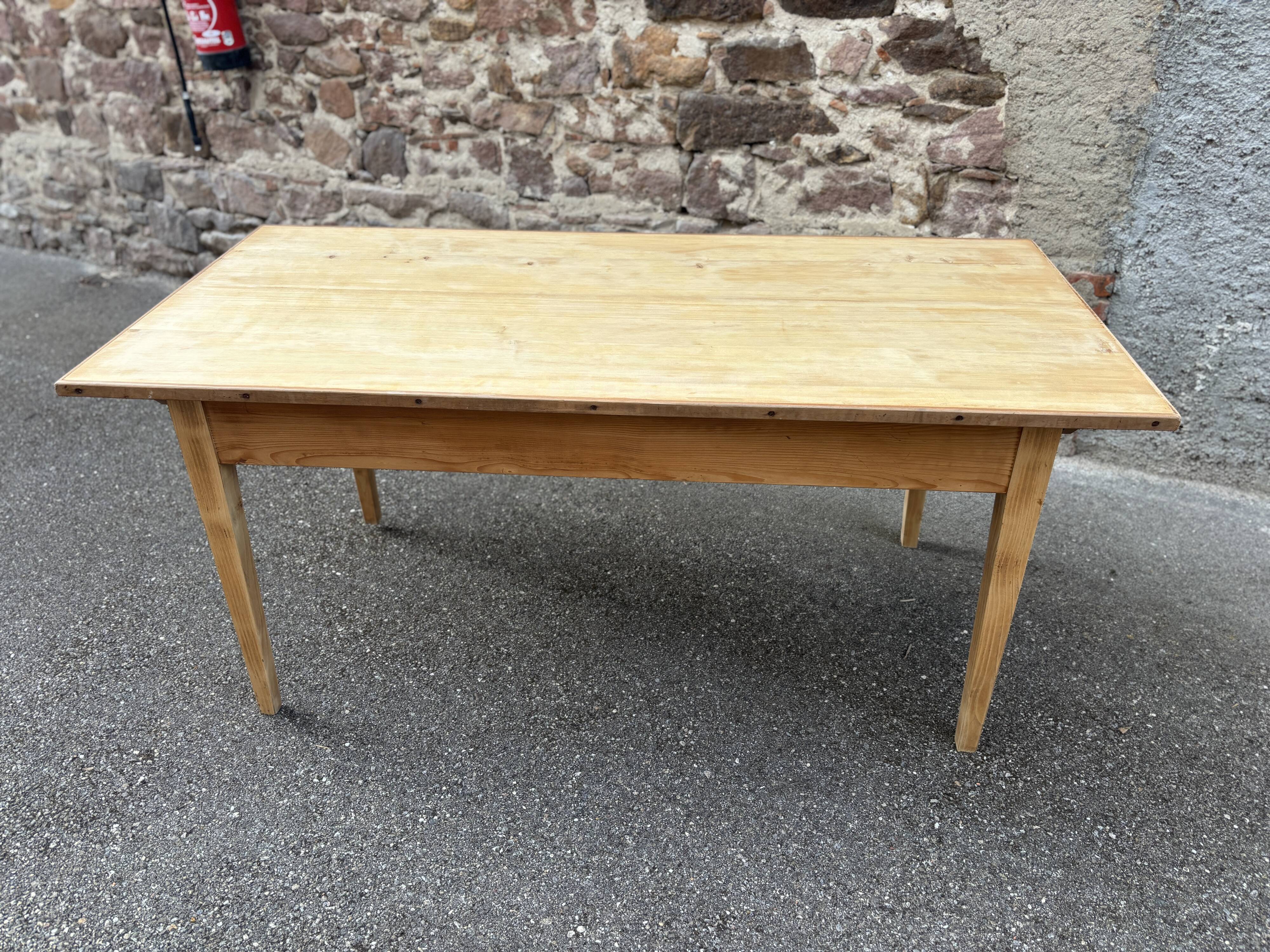 Raw fir farmhouse table