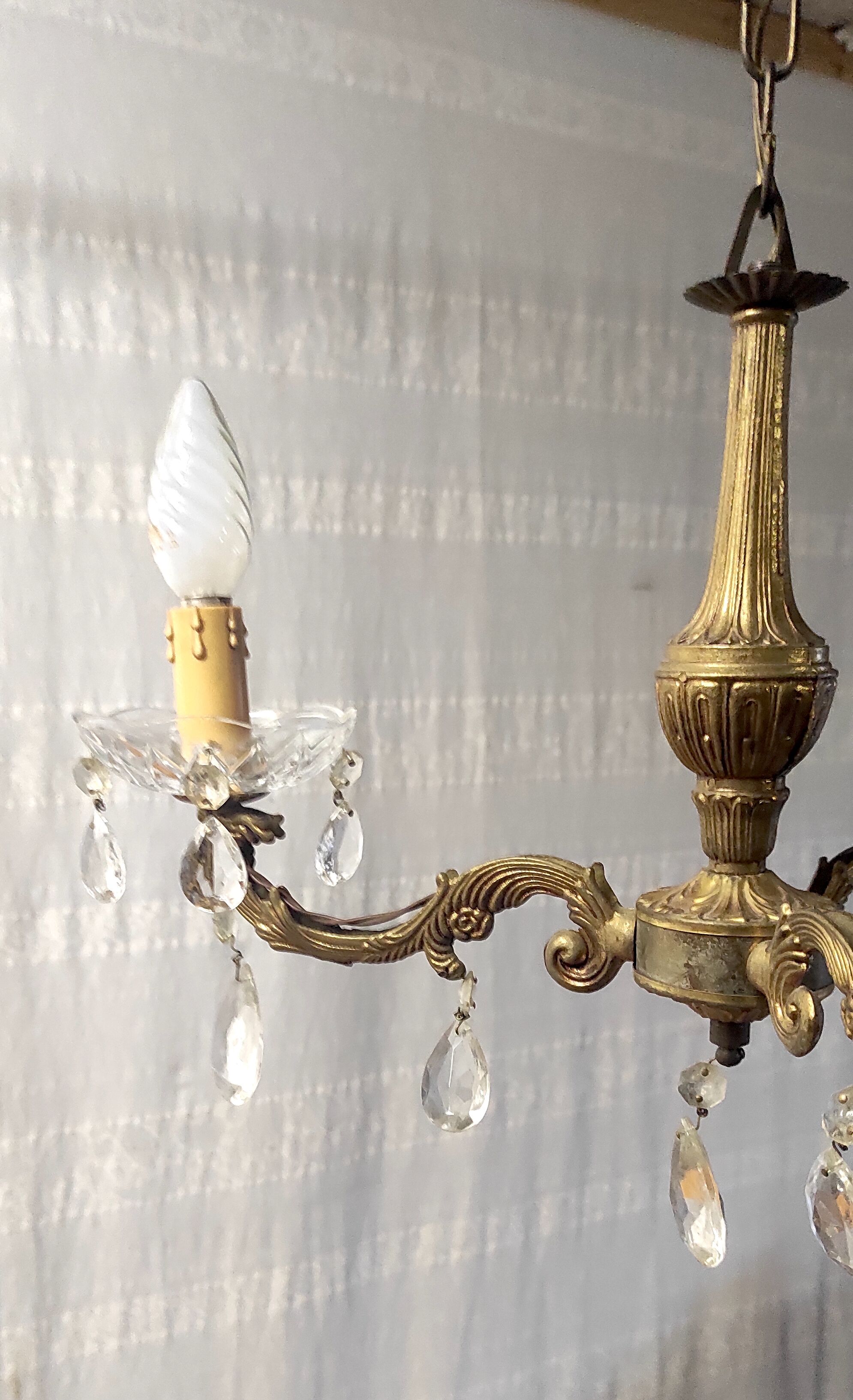 3-burner chandelier in brass and glass – 70s/80s