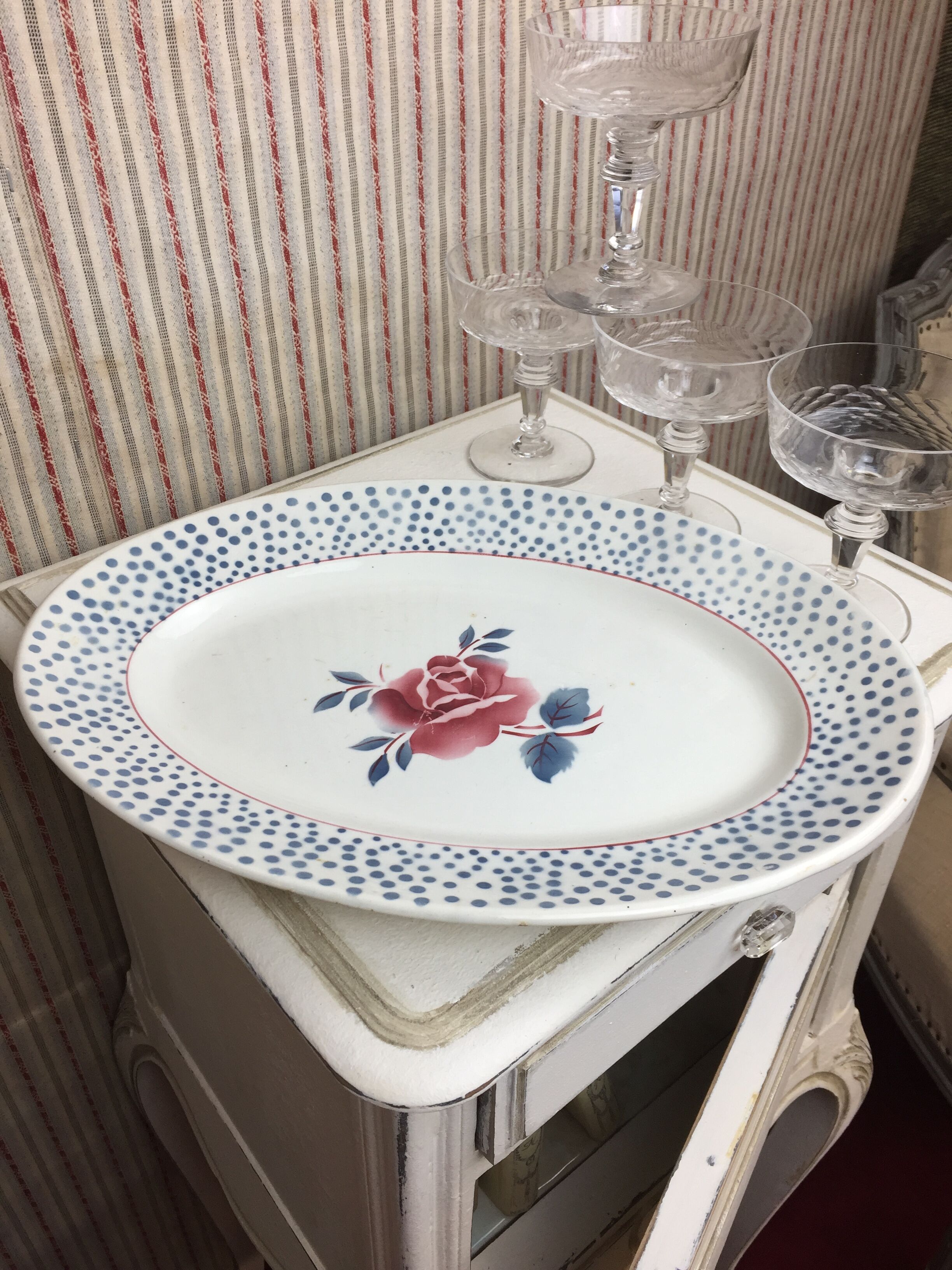Old oval shaped dish made in france Digoin Sarreguemines model *rené*