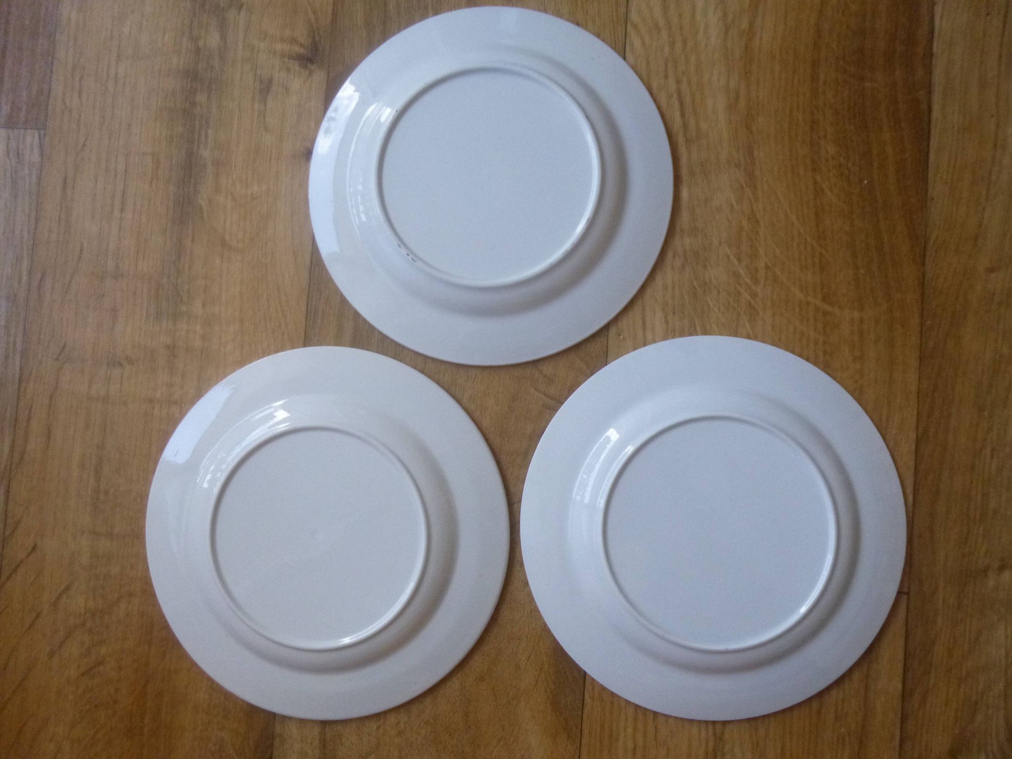3 Yoplait advertising plates - The 3 musketeers