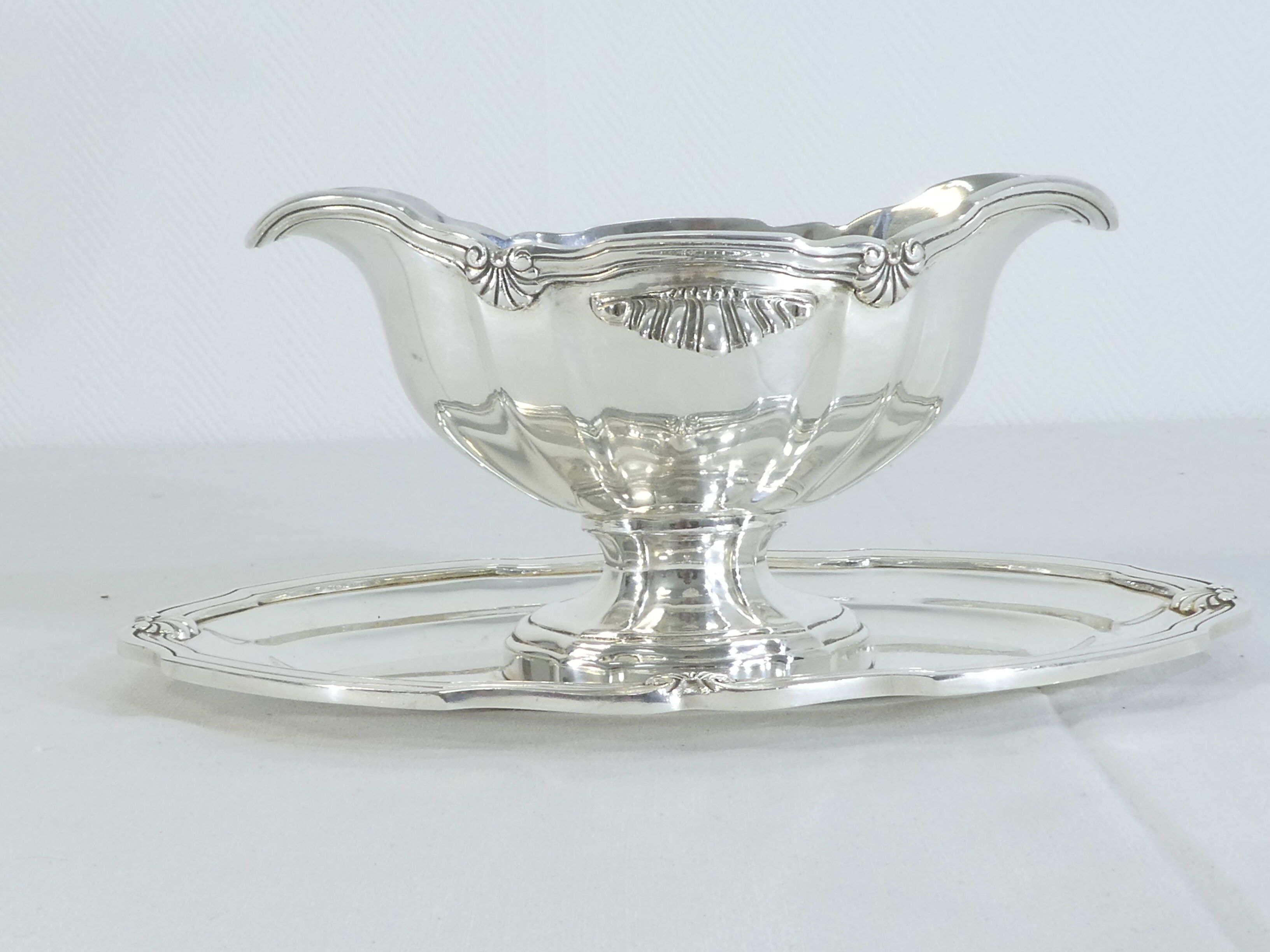 Victor Saglier gravy boat in silver metal