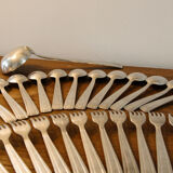 Art Deco cuttlery in silver metal