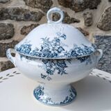 Large Marie Louise iron earth soup tureen