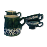 Deux tasses et deux pots à lait quimper