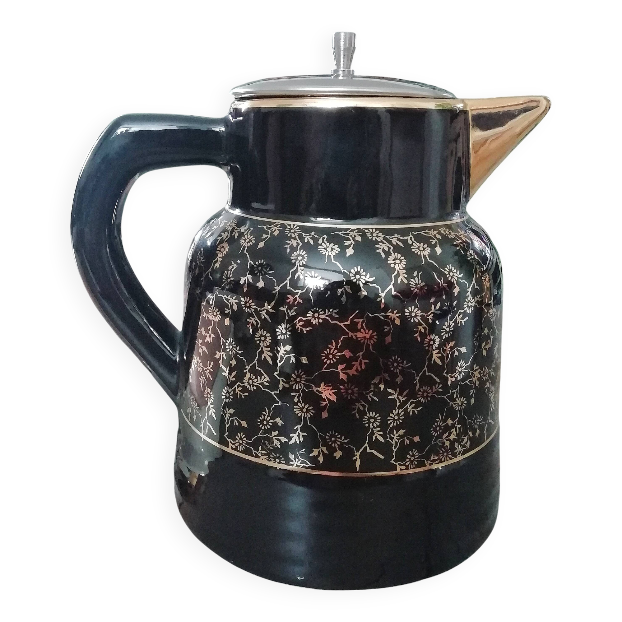 Ceramic teapot