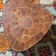 Table basse tripode « les clefs »