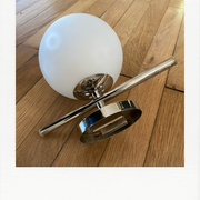 Applique chrome et opaline, années 70