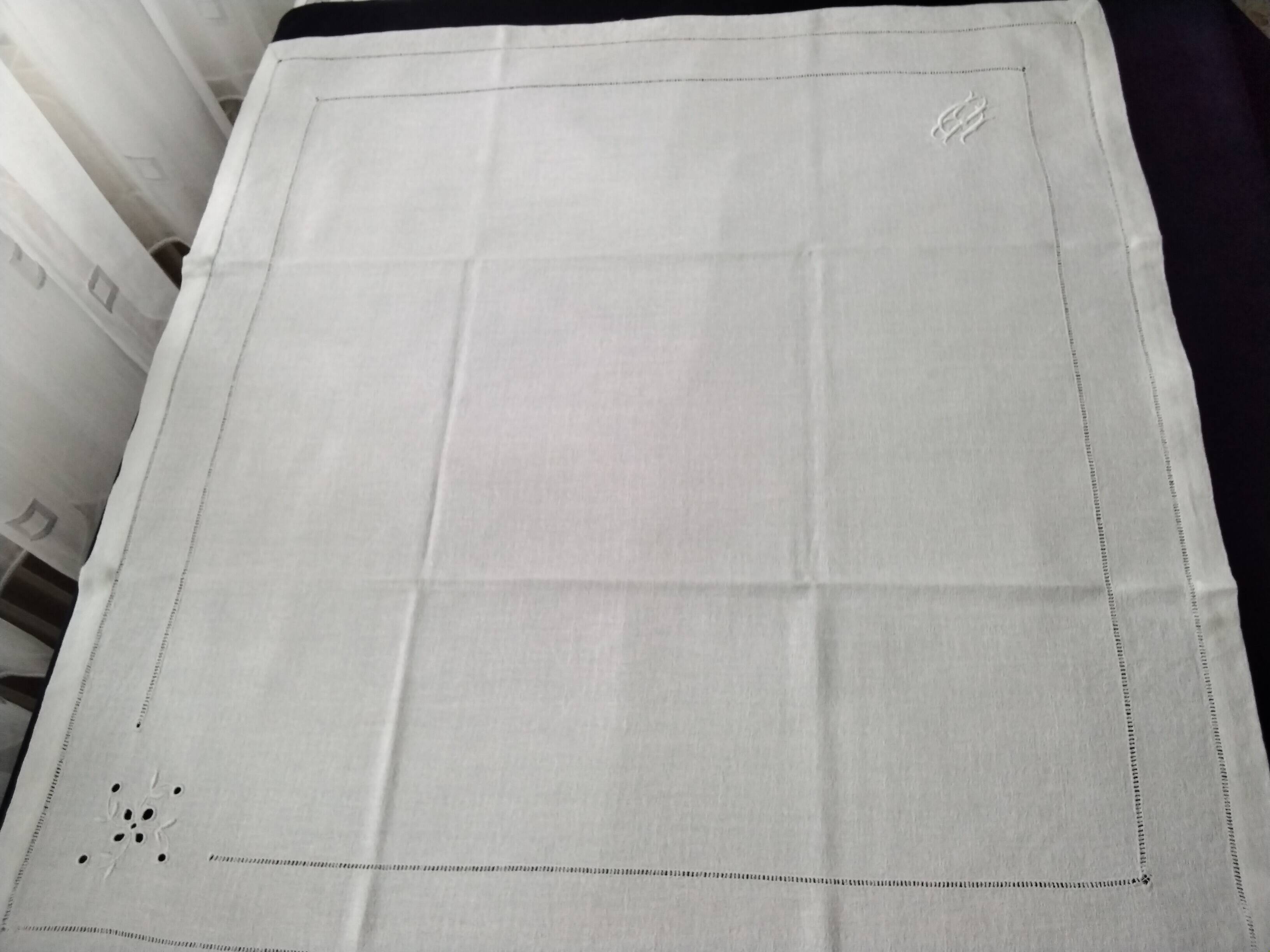 6 White damask linen napkins Monogram RD Embroidery and openwork