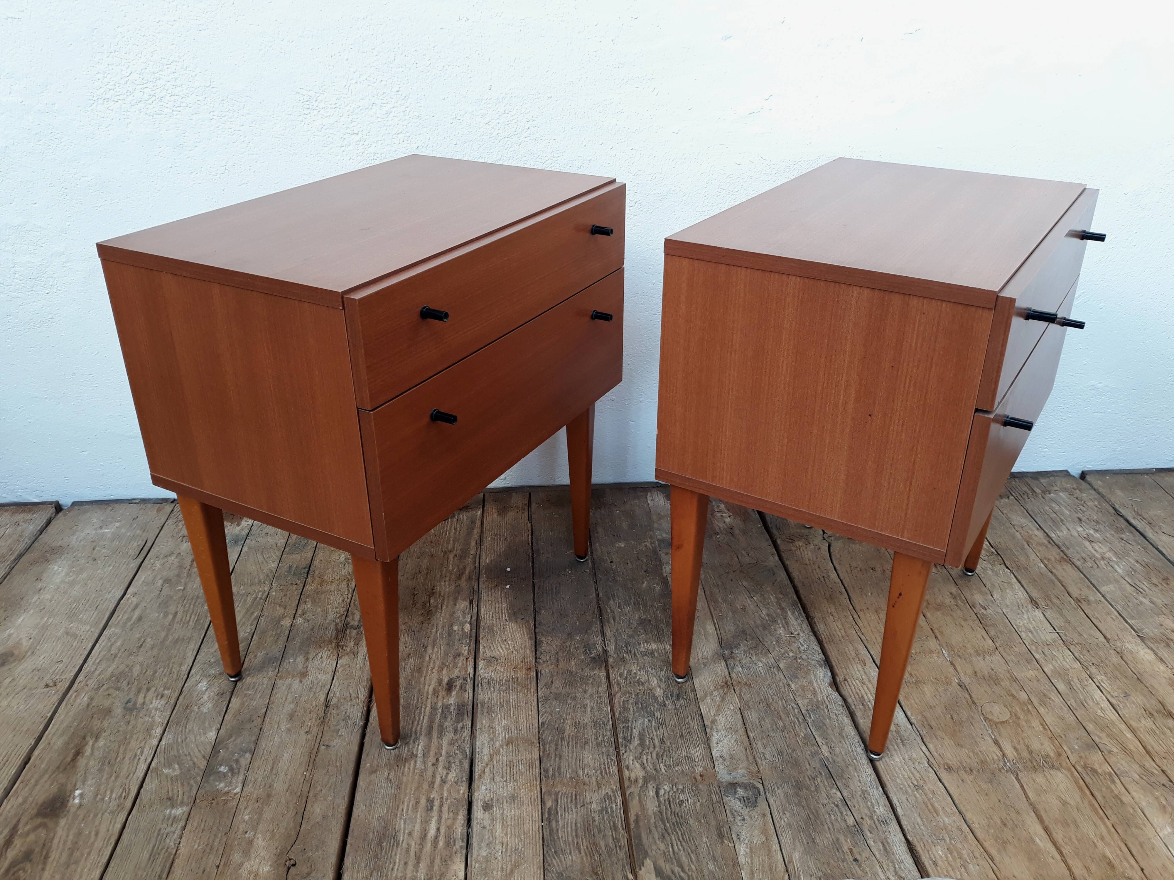 Tables de chevet vintage 1960
