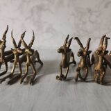 Antelope knife holder
