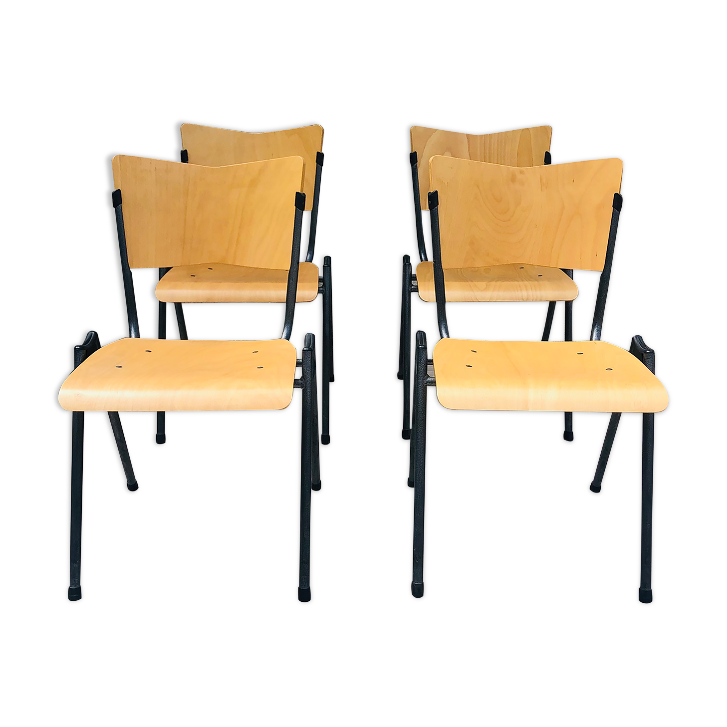 Set of 4 chairs design in wood