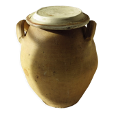 Plump old salt house