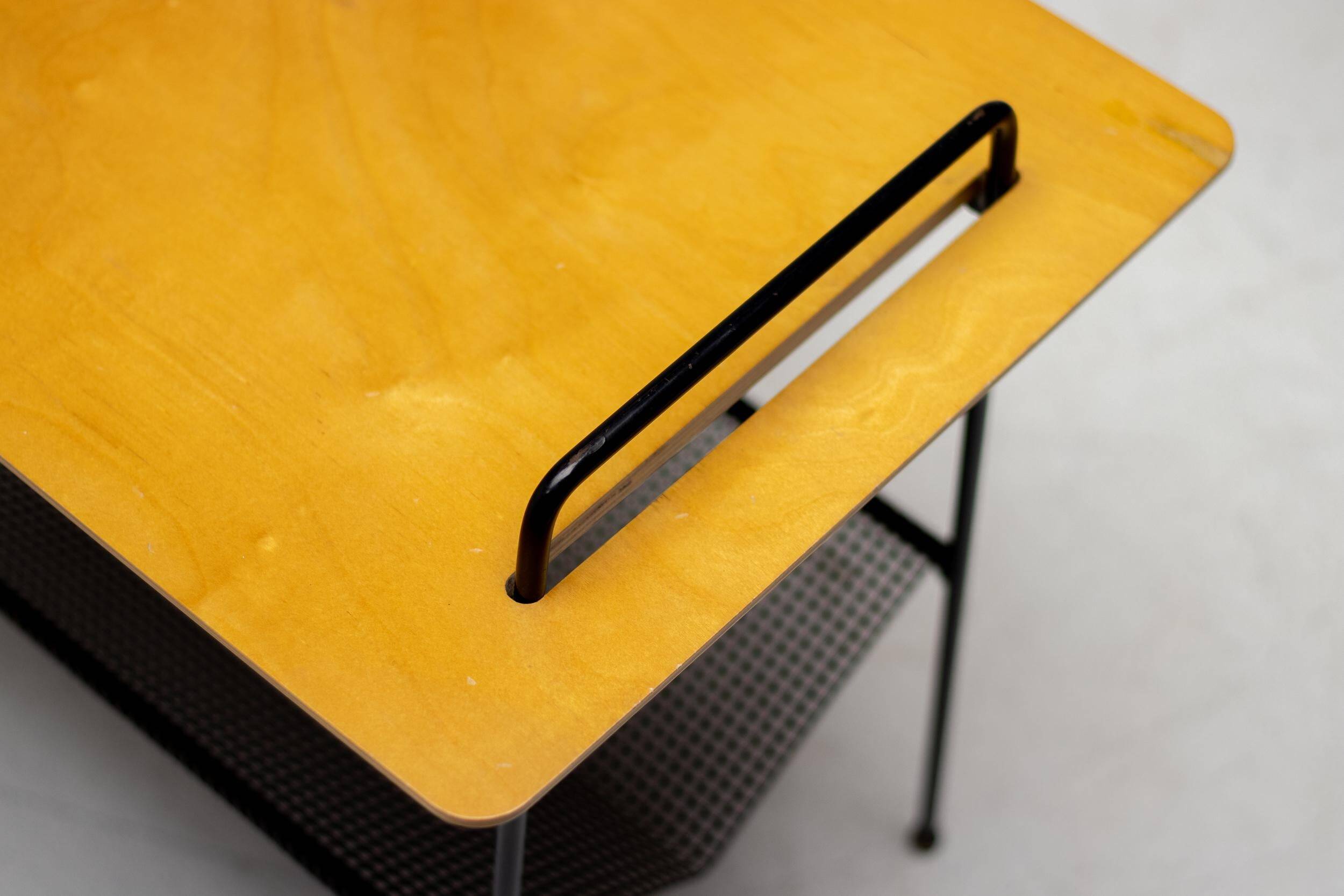 Table d'appoint Cees Braakman Pastoe dutch design industriel mi-siècle moderne 1955