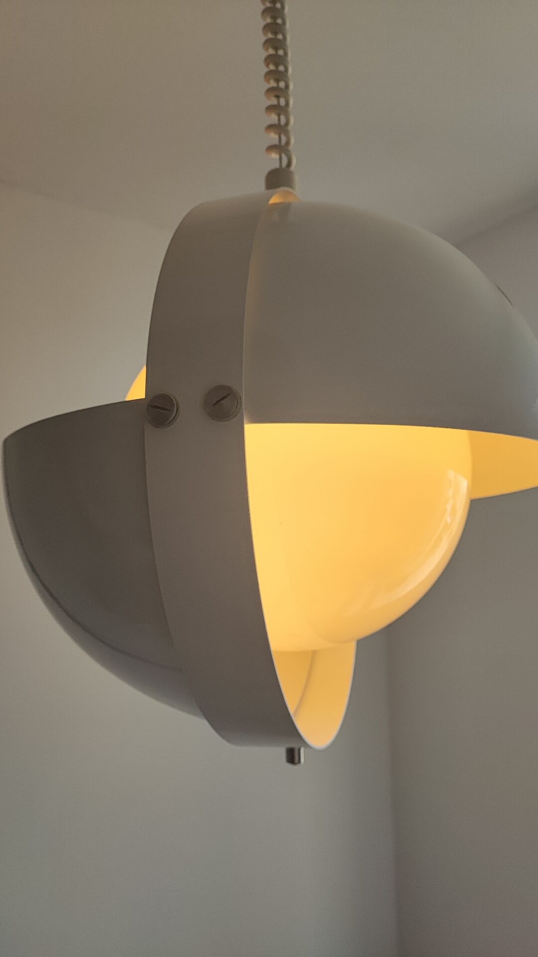 Dijkstra's eclipse suspension  
Lamps, 1970s