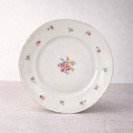 Set of 8 deep plates, 8 flat plates and 8 dessert plates + 1 dish Bavaria US Zone