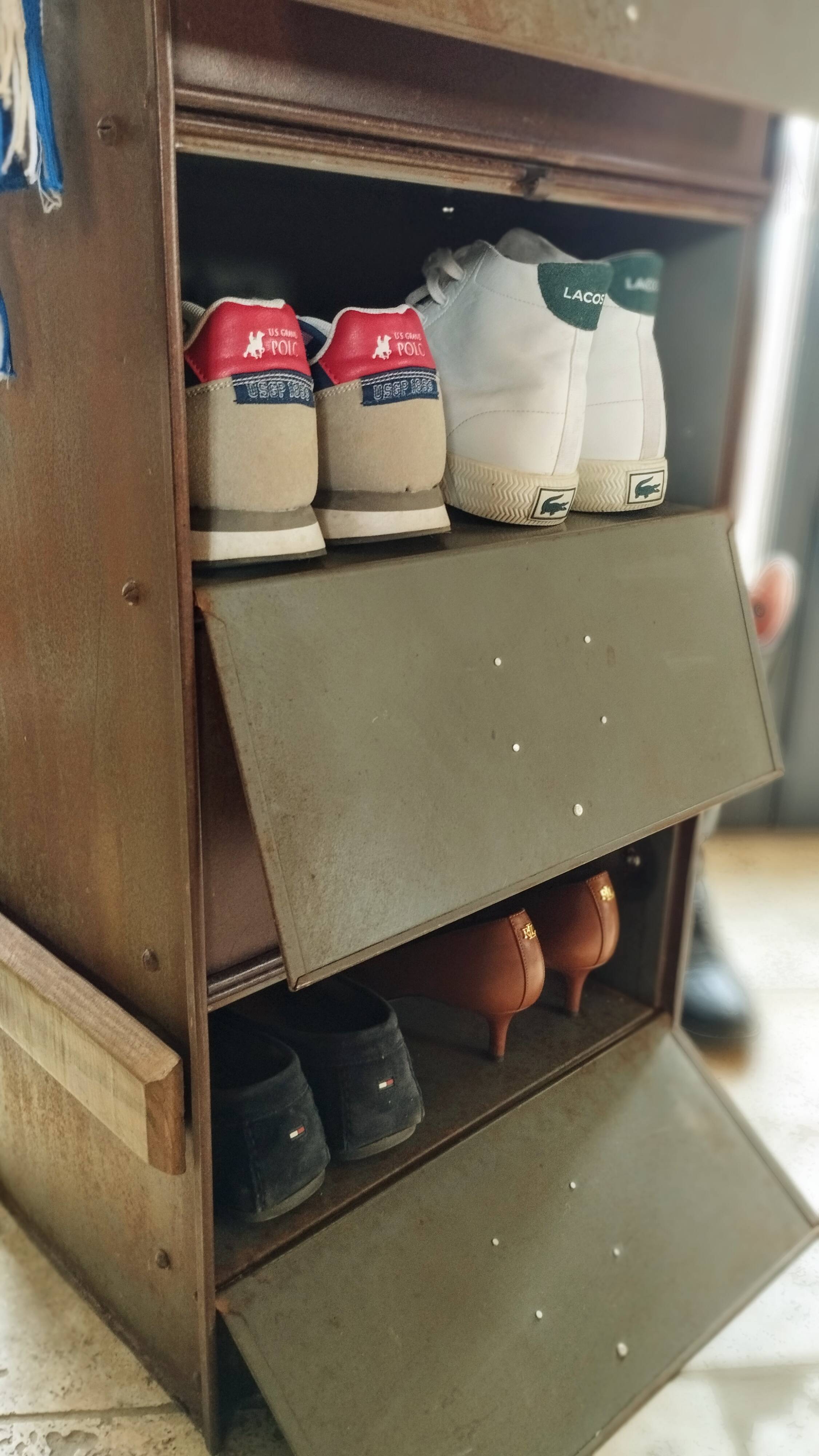 A vintage Roneo industrial flapper from the 1950s with a rusty patina