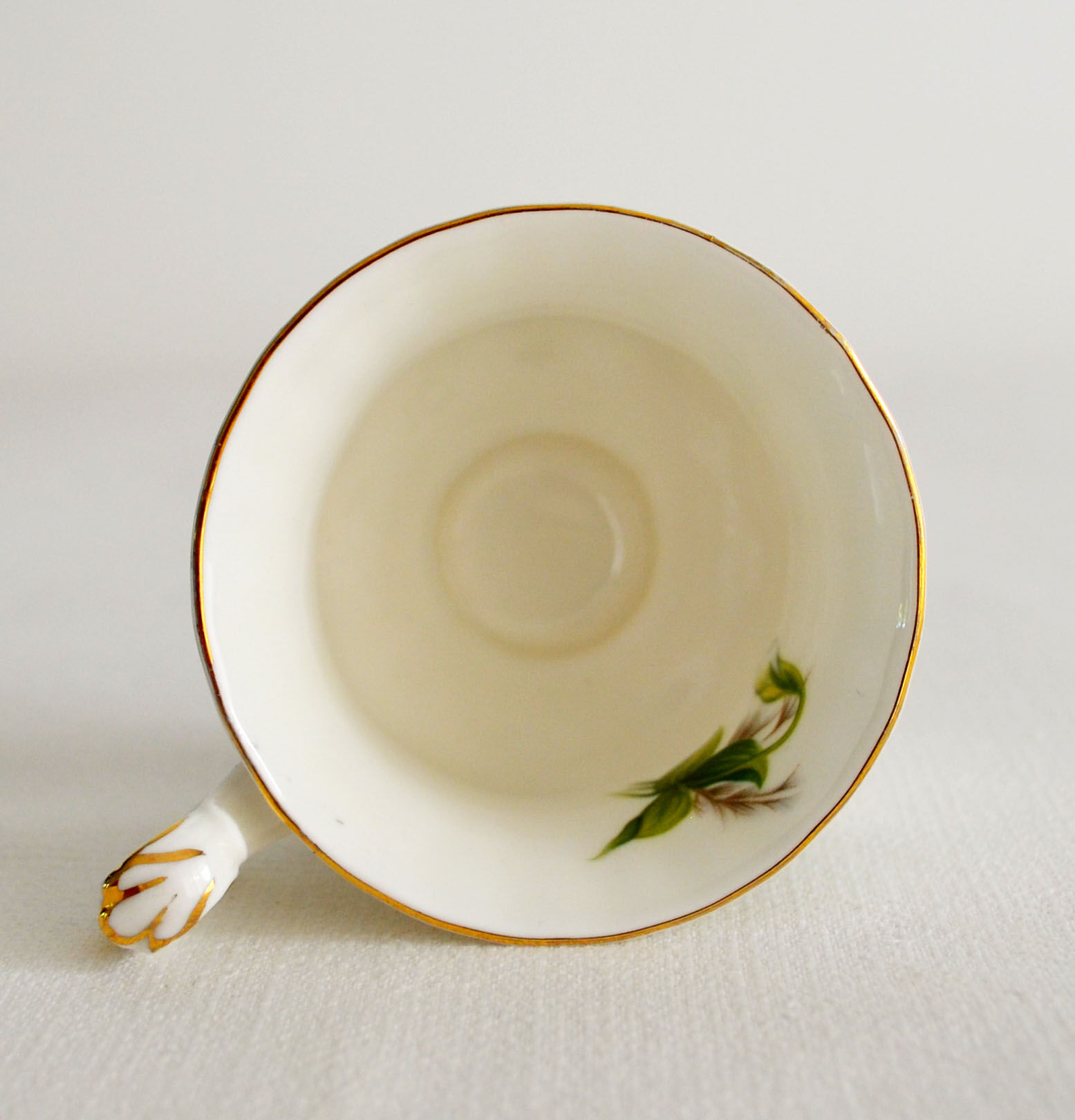 Tea cup Royal Albert English porcelain "Trillium"