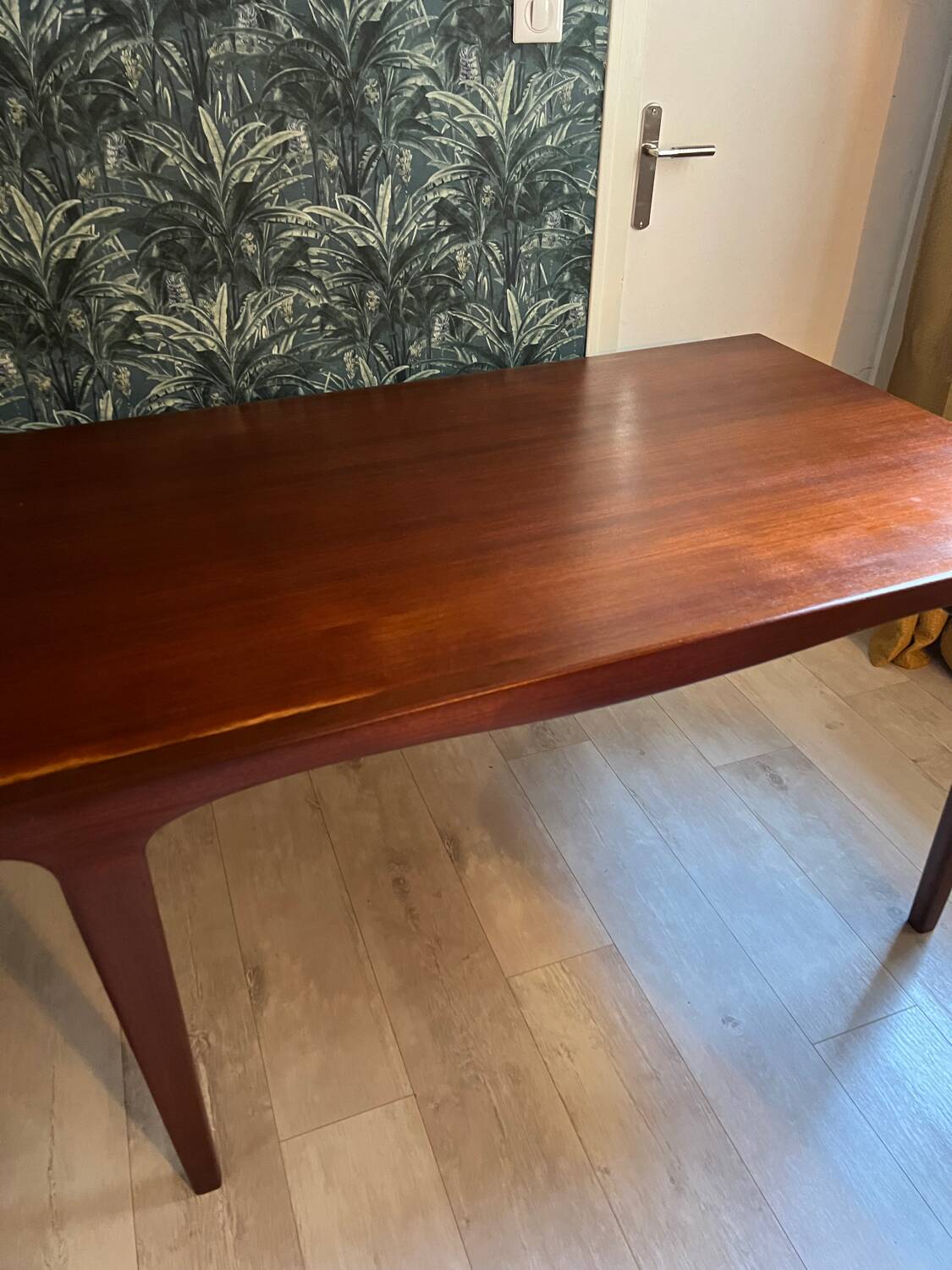 Table à manger scandinave année 60 en teck