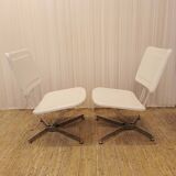Paire de fauteuils bas