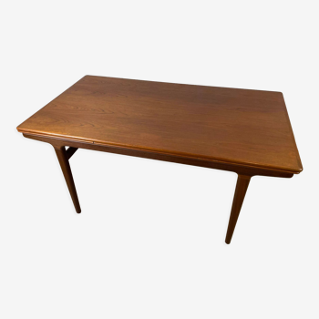 Vintage Scandinavian teak dining table by Johannes Andersen for UM, 60s