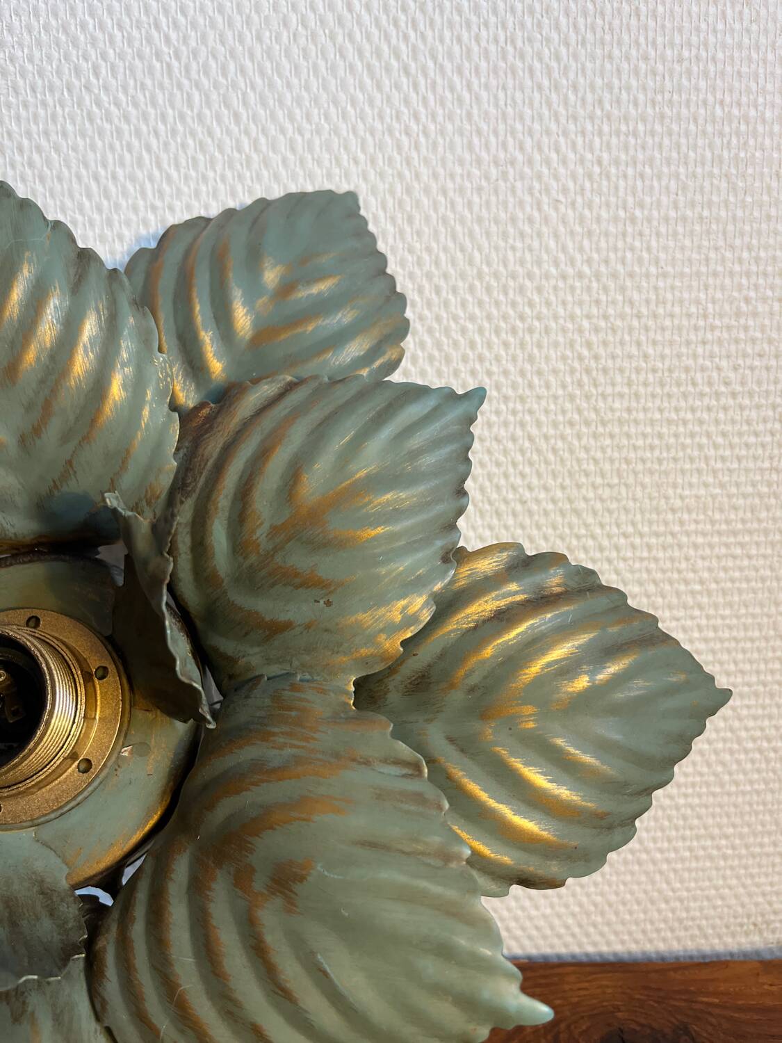 Masca metal flower wall or pendant light