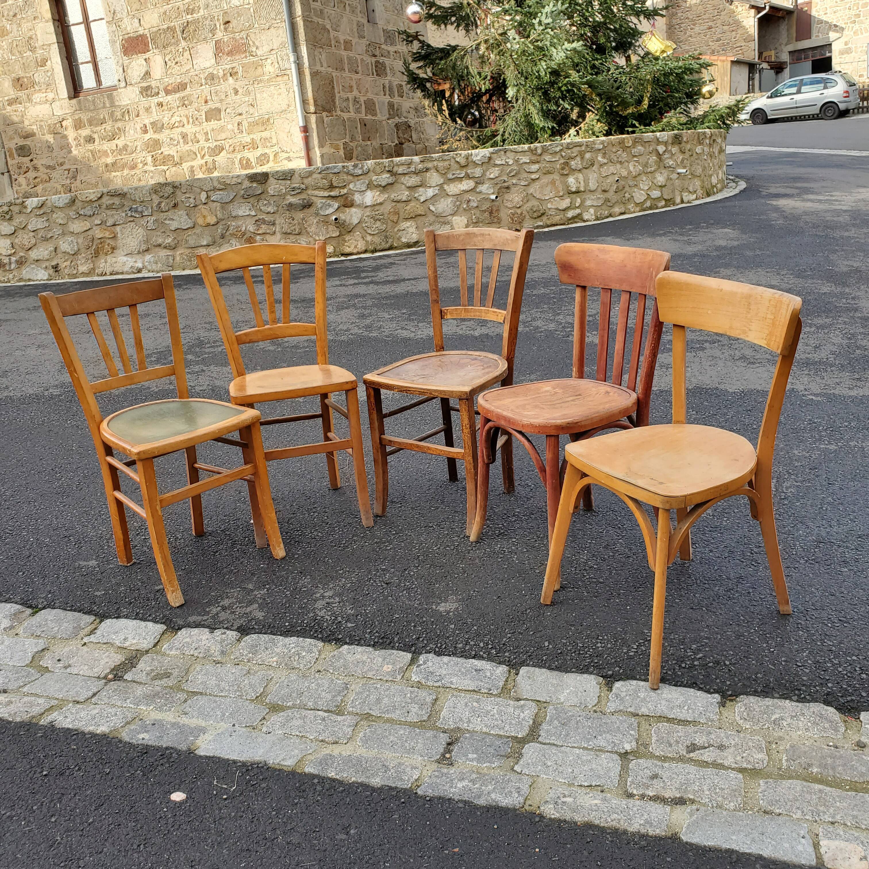 Set of 5 bistro chairs