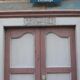 Porte indienne en vieux teck