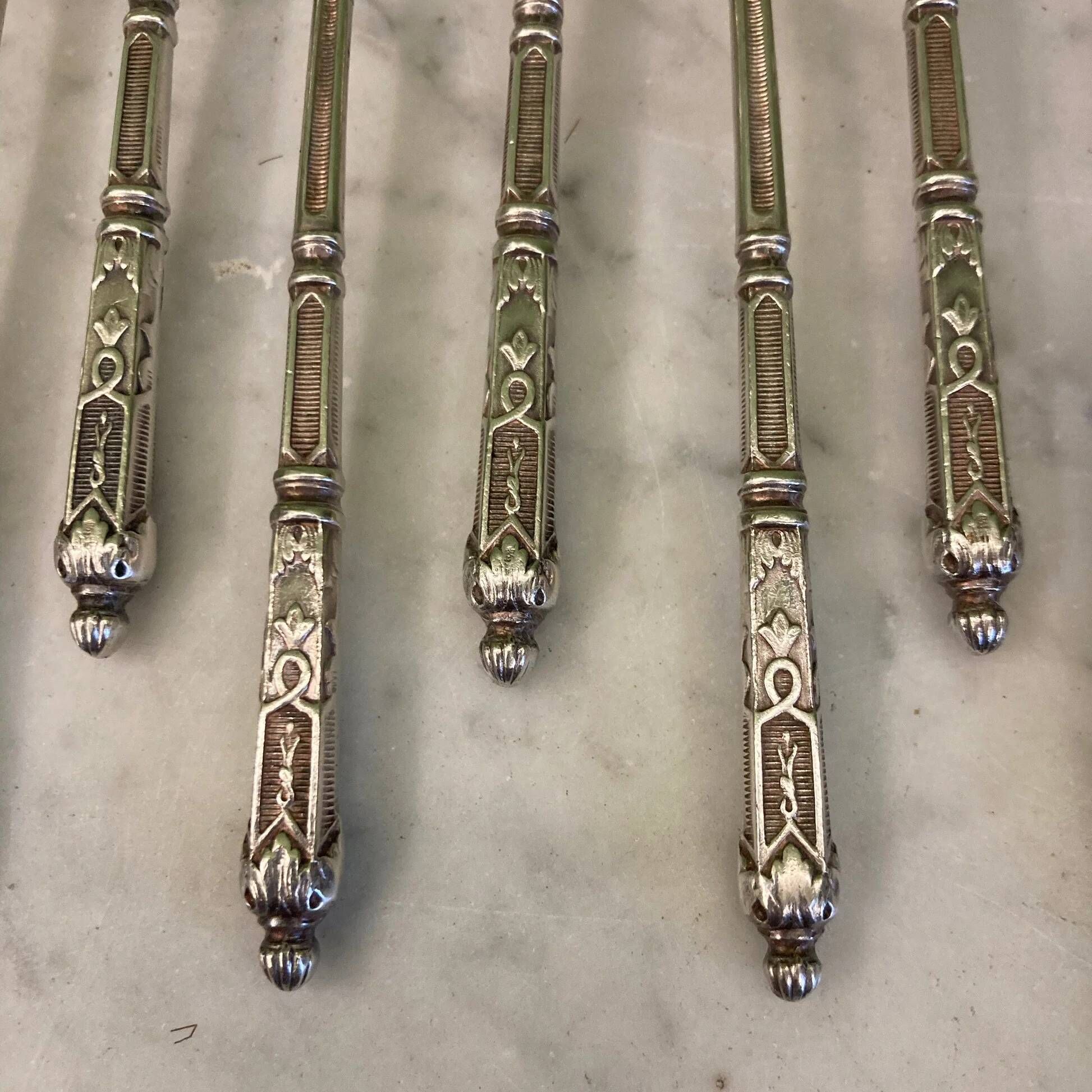 12 small silver-plated metal spoons, Russian-style handles, SAM Lux