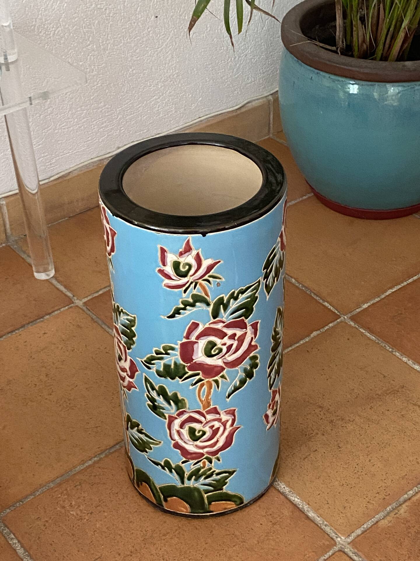 Porte-parapluie en céramique vernissée