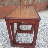 Tables gigognes en teck