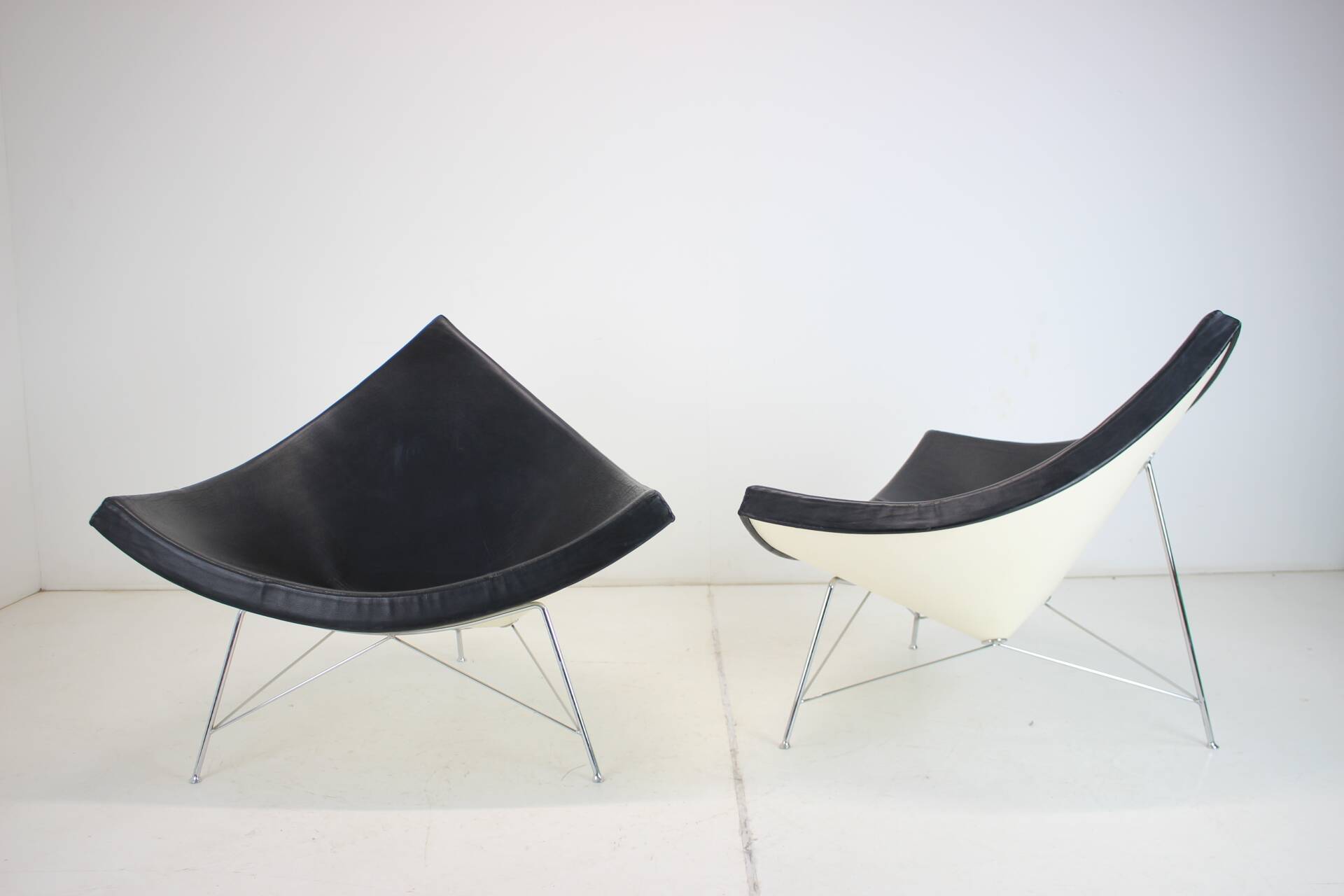 Set of Two Leather Original George Nelson Coconut Chairs, Vitra