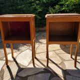 Set of 2 pedestal tables