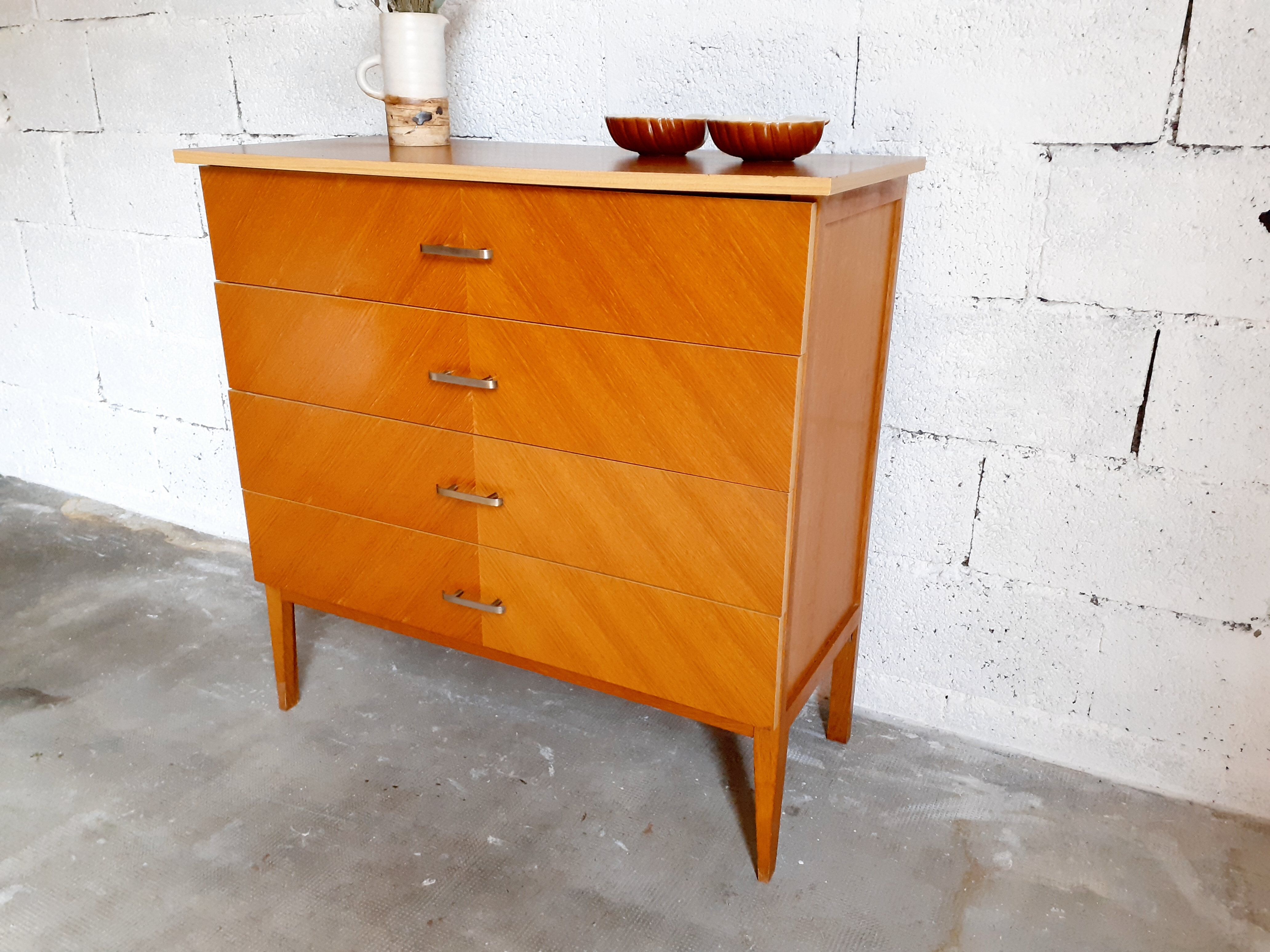 Commode vintage années 50 60 en bois