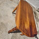 Table 6 feet in walnut with 3 extensions of the xix th century n23