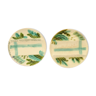 Pair of ceramic plates