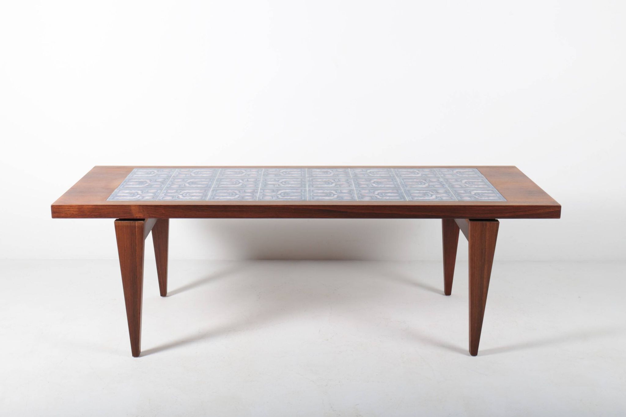 Table basse danoise en palissandre et céramique