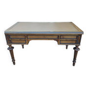 Double-sided flat desk in Louis XVI style made of mahogany and leather.