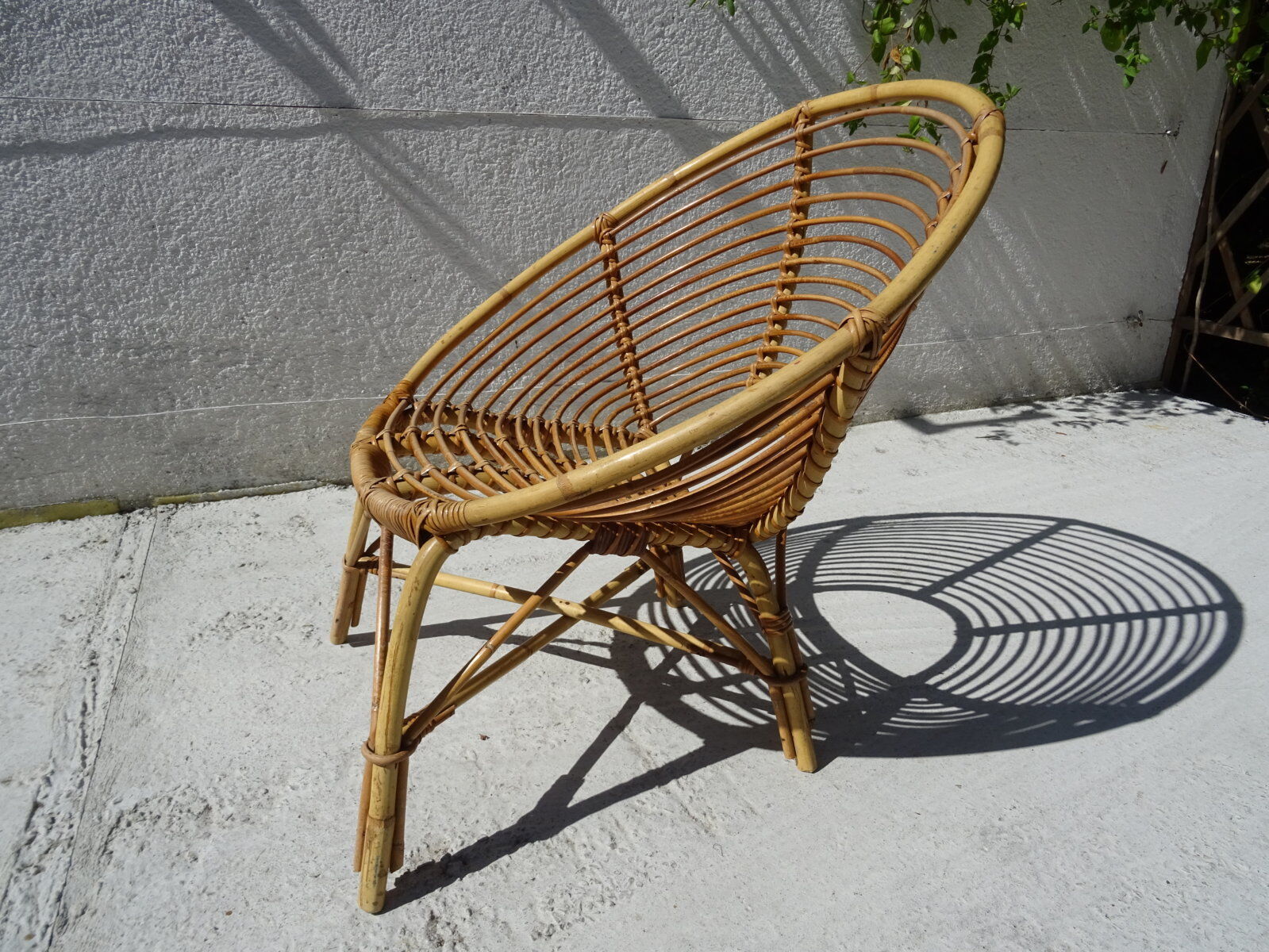 Rattan chair basket