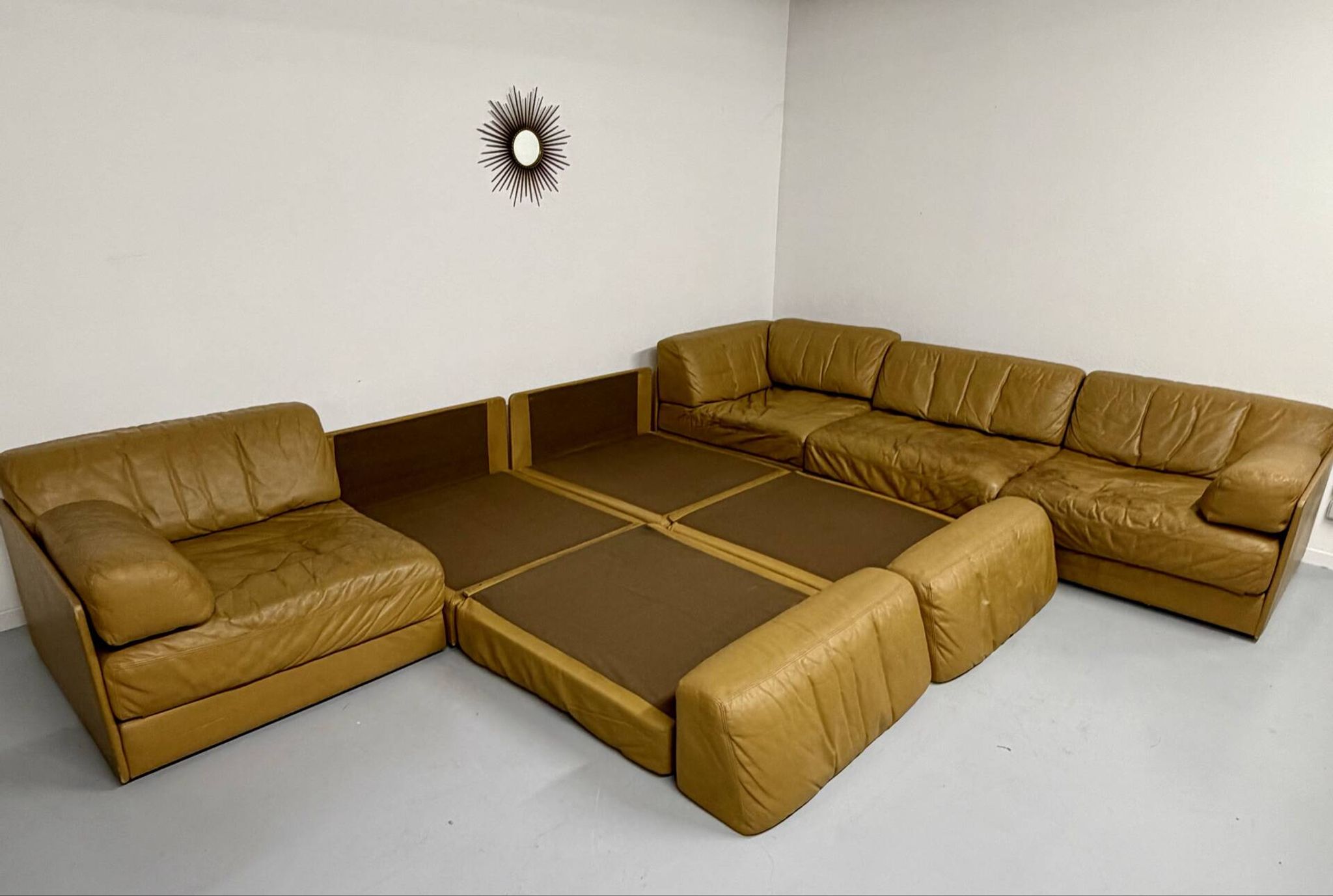 Large modular corner sofa De Sede DS-76, 6 vintage leather modules