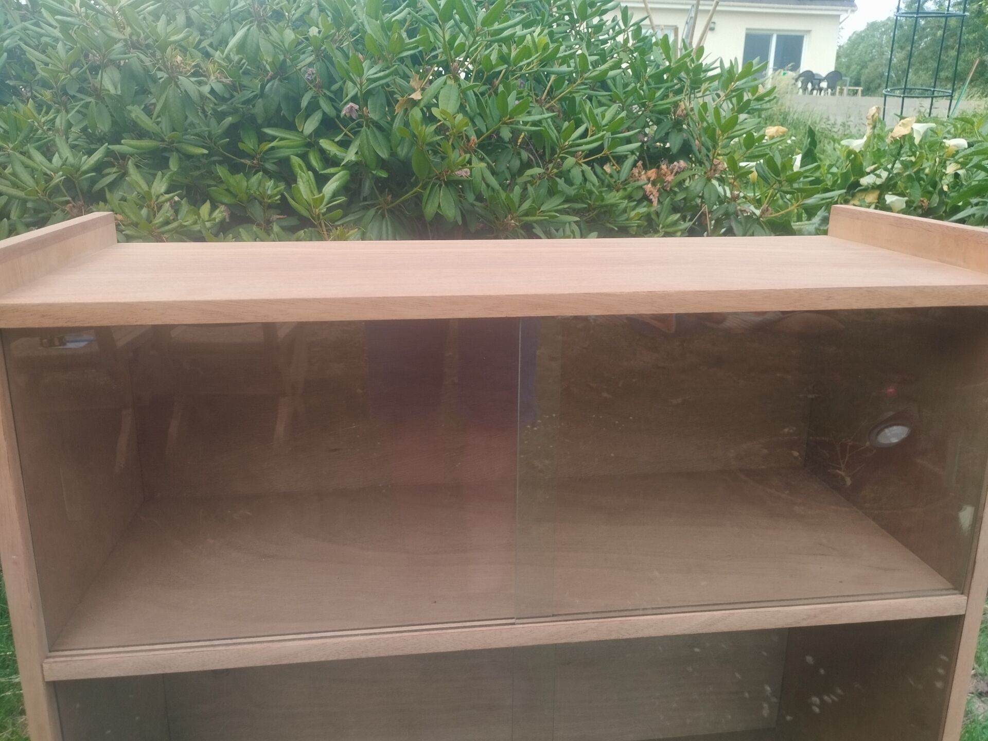 Vintage antique display shelf with Scandinavian tapered legs.