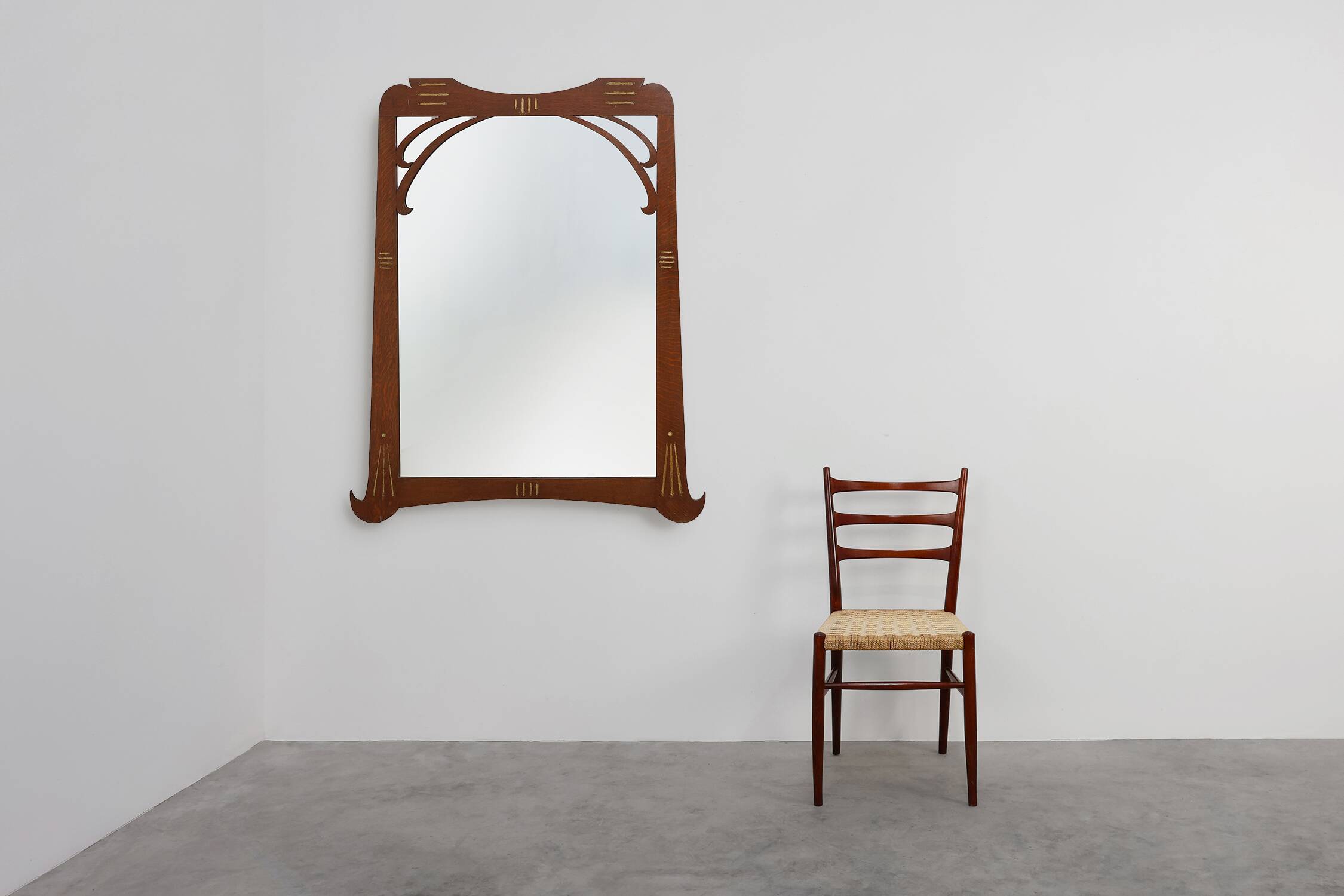 Miroir Art Nouveau en chêne avec incrustation dorée, France vers 1915