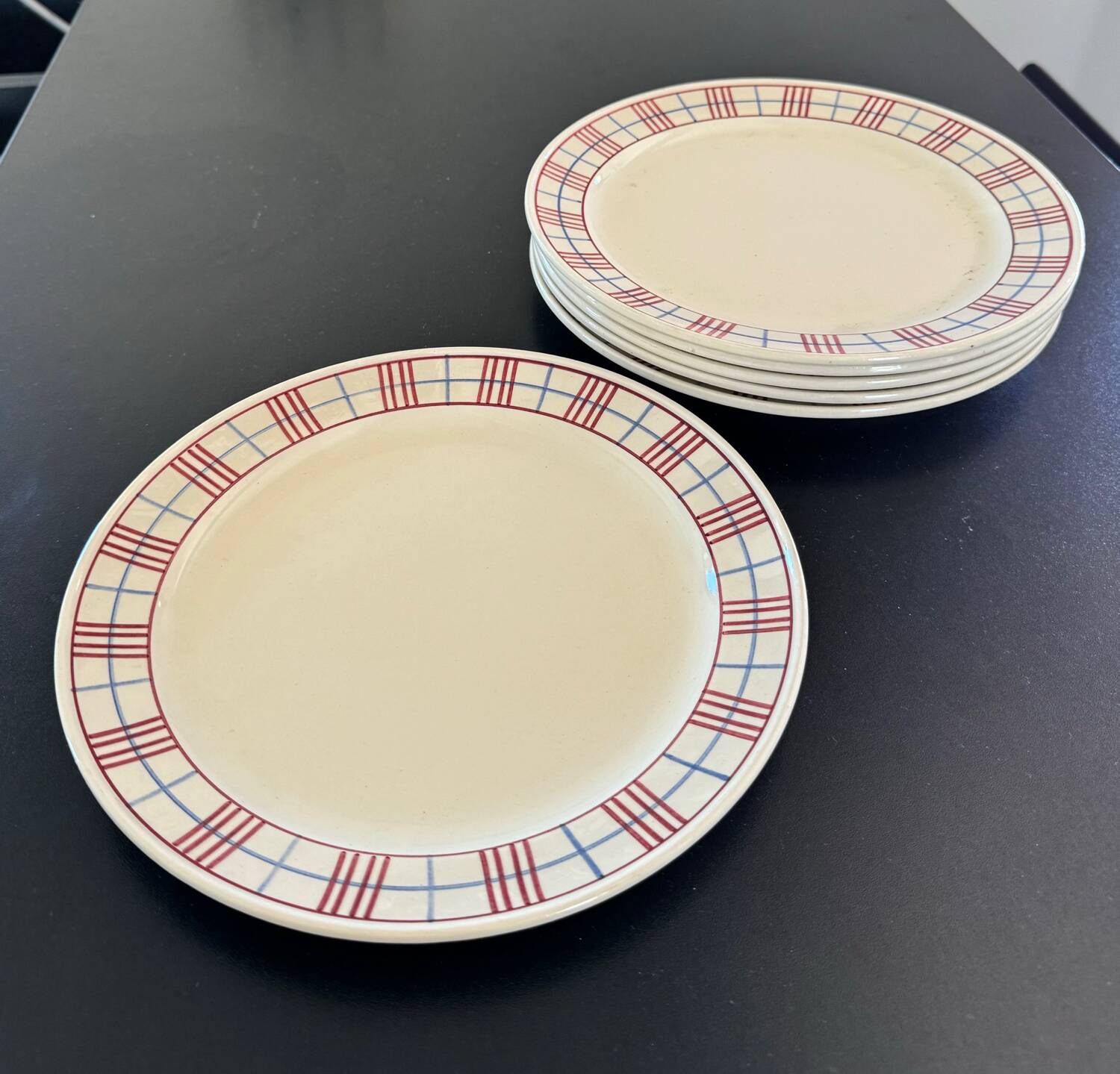 6 Villeroy & Boch Carola dinner plates