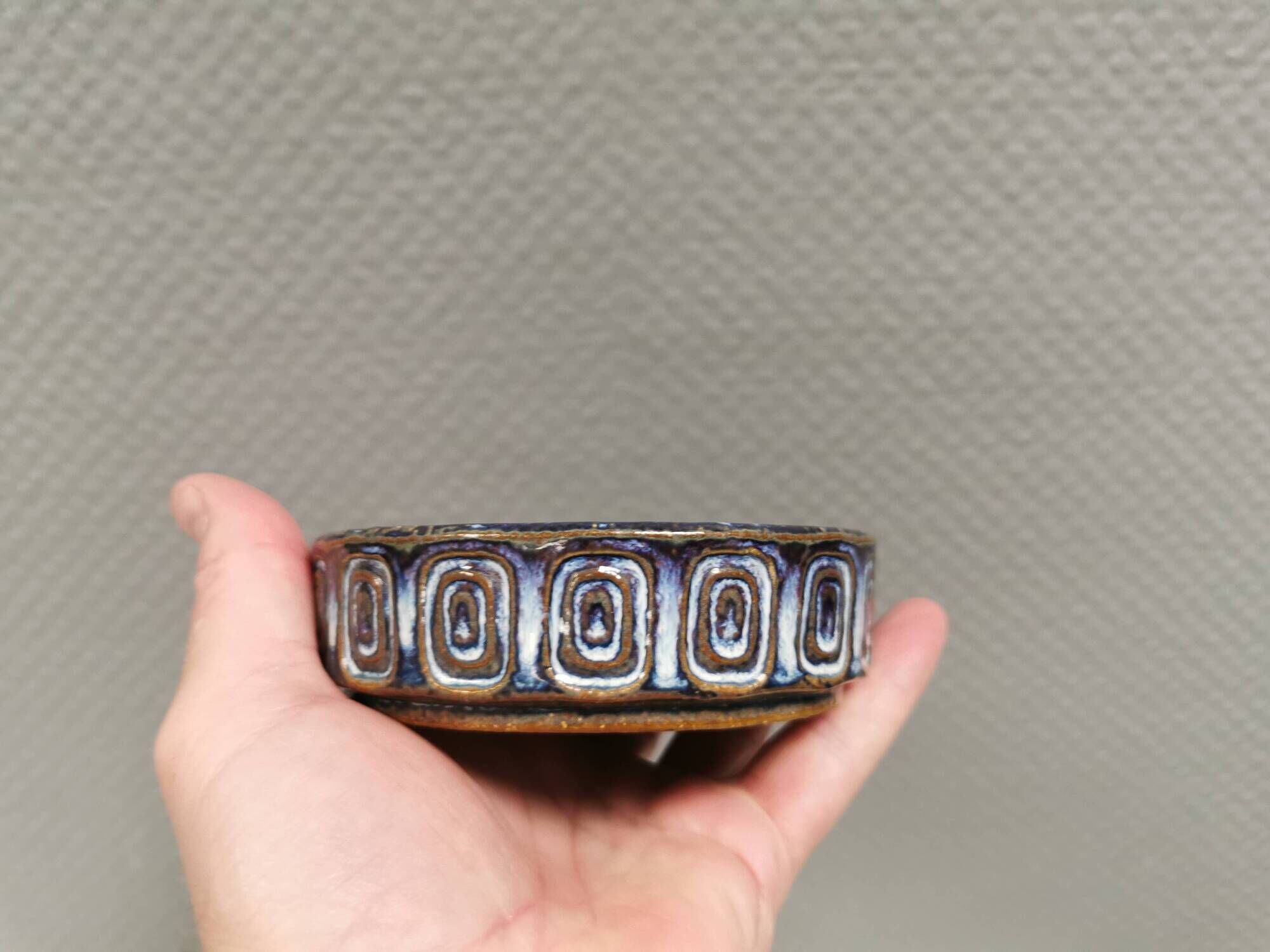 Small ceramic bowl by Maria Philippi, for Søholm Denmark 1962-64