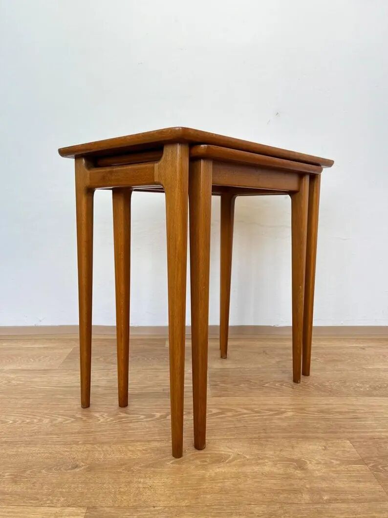 Set of two wood side/nesting tables - Germany, 1970s
