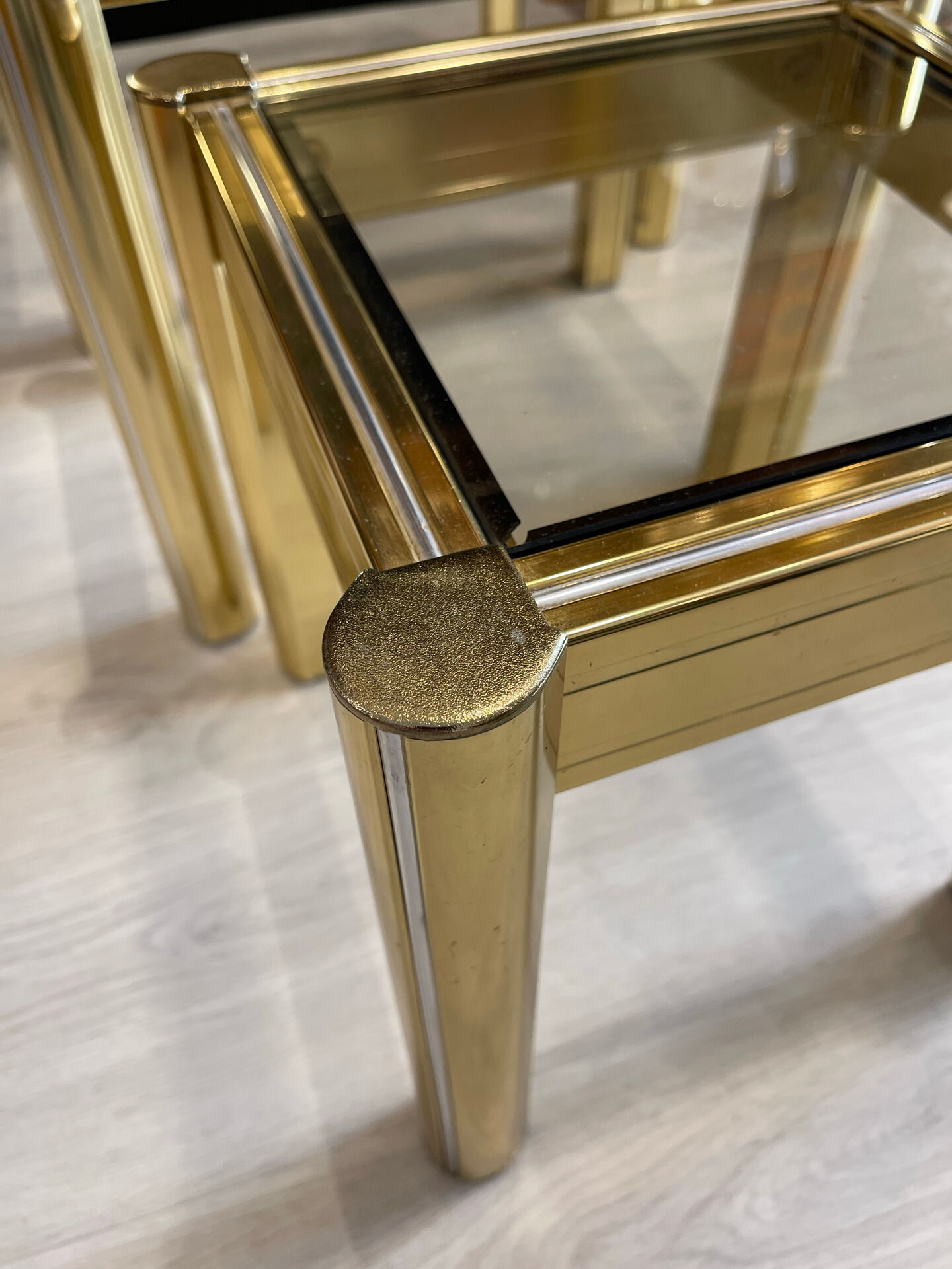 Nest of tables 1980