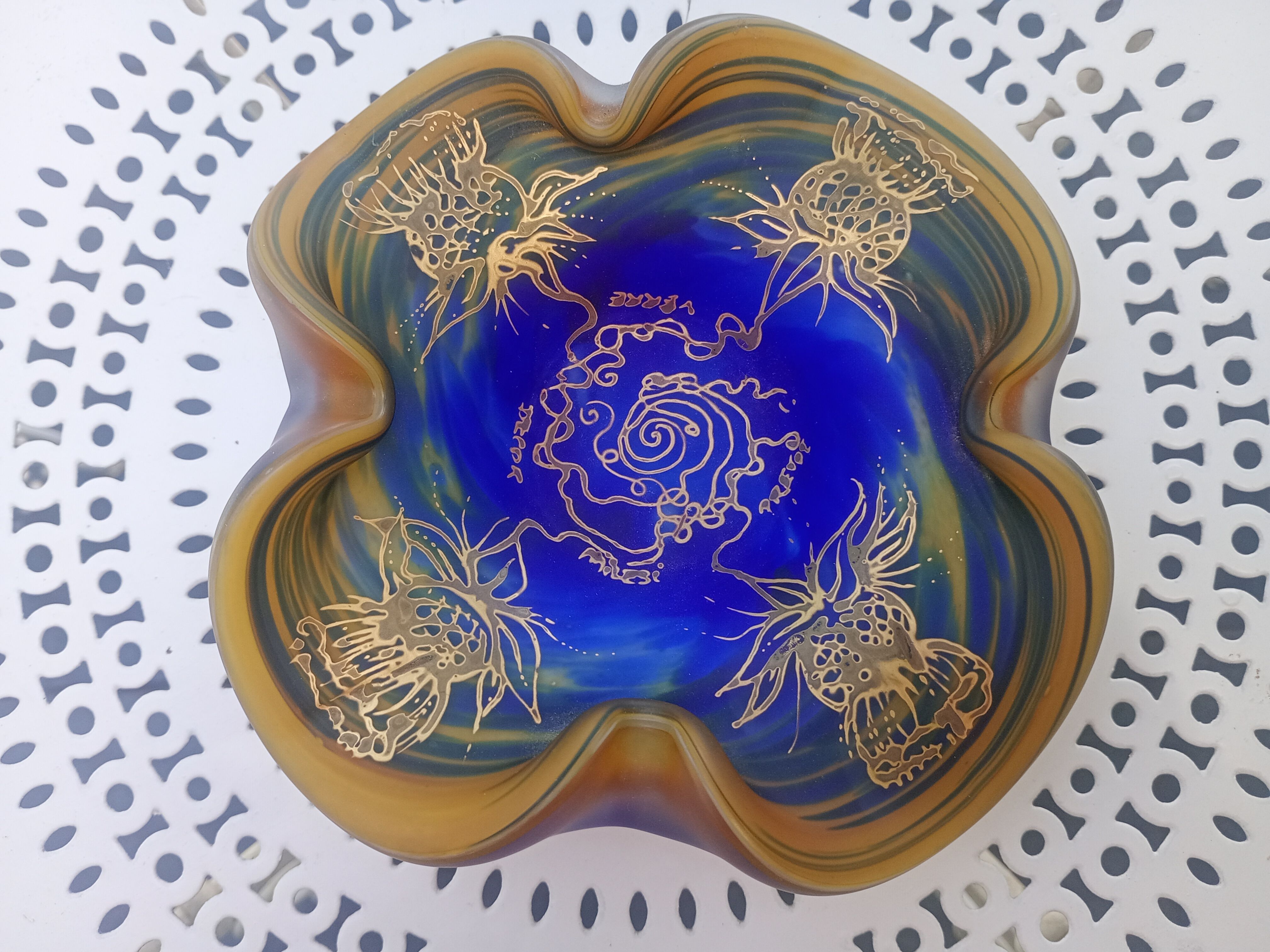 Gabriel Millesi - Pérouges - Polychrome glass corolla bowl with gold decoration