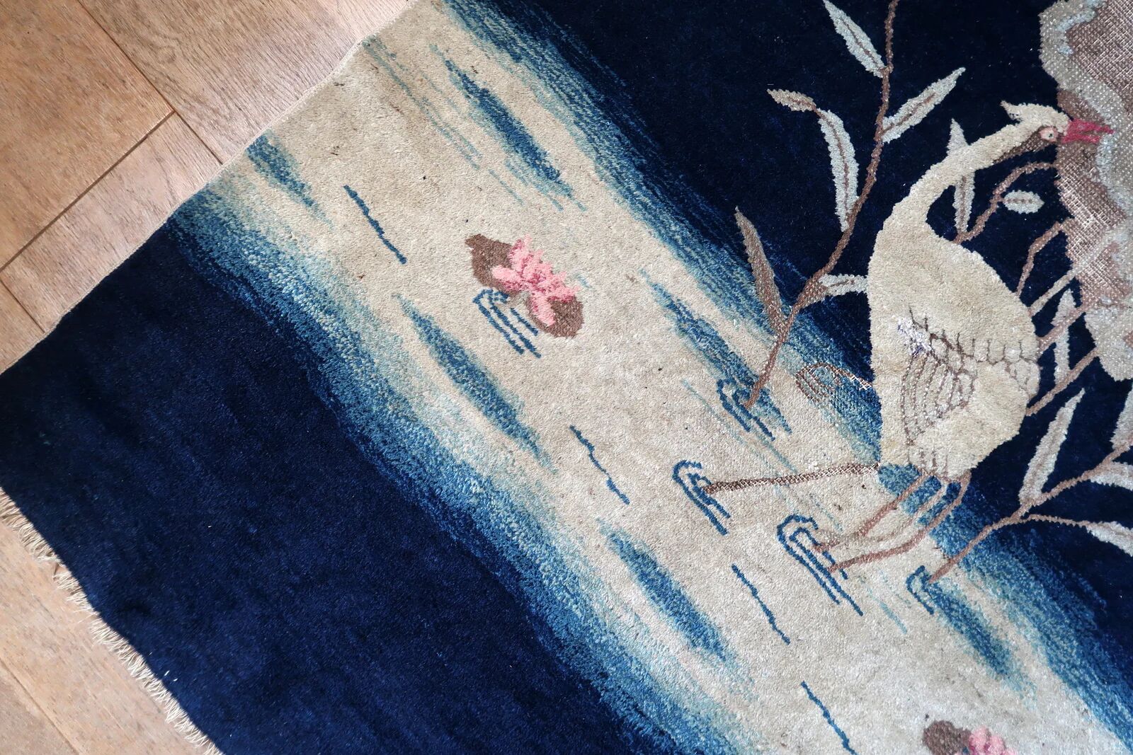 Antique 1890s Chinese Peking rug with crane design 95cm x 152cm